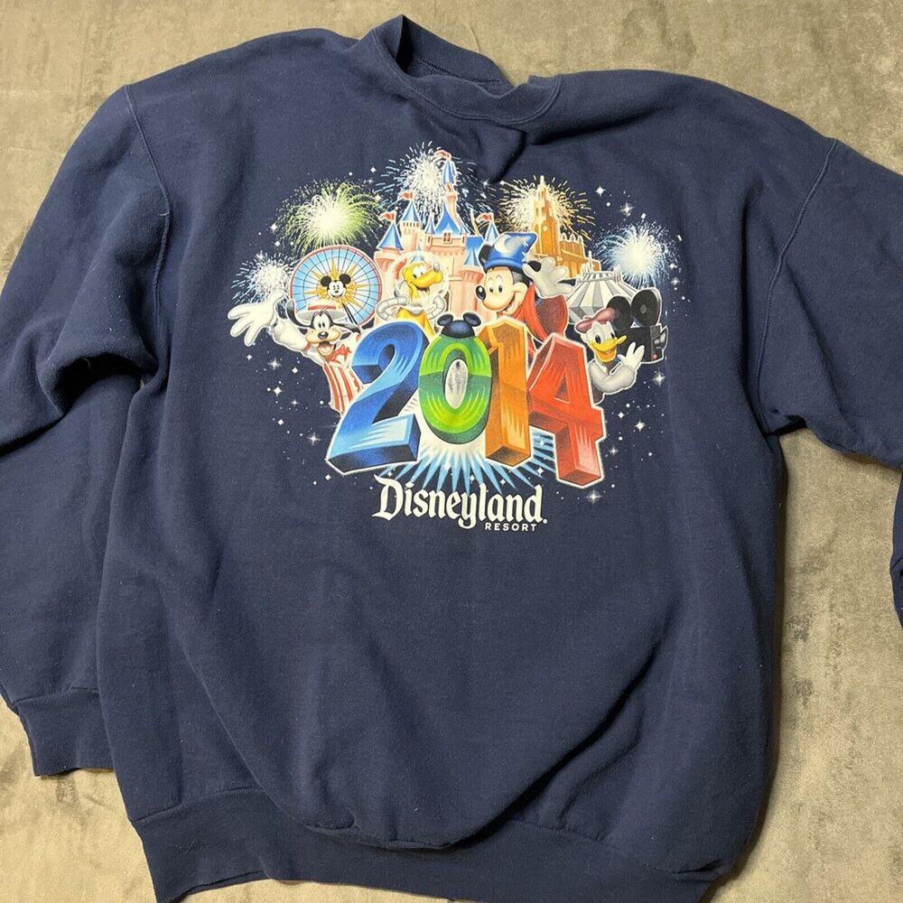 Disneyland Sweatshirt Adult XL Blue Pullover 2014 Disneyland‎ Resort Crew Castle